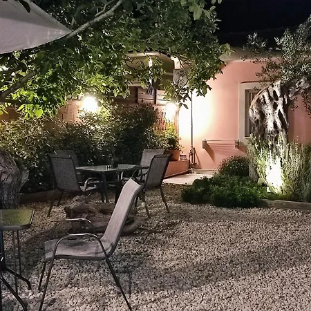Casa Di Nina * Ипсос