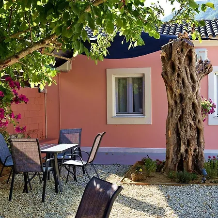 Сasa de vacaciones Casa Di Nina *